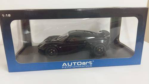 Lotus Exige Black 1:18  Autoart  Model: 75363